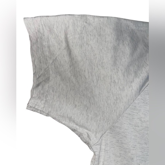 Killion Gray Shirt with Stitching Design On Sleeves Size Large condition - Picture 3 of 5